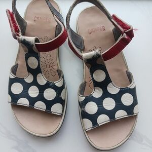 Girls sandal size 31 by Camper